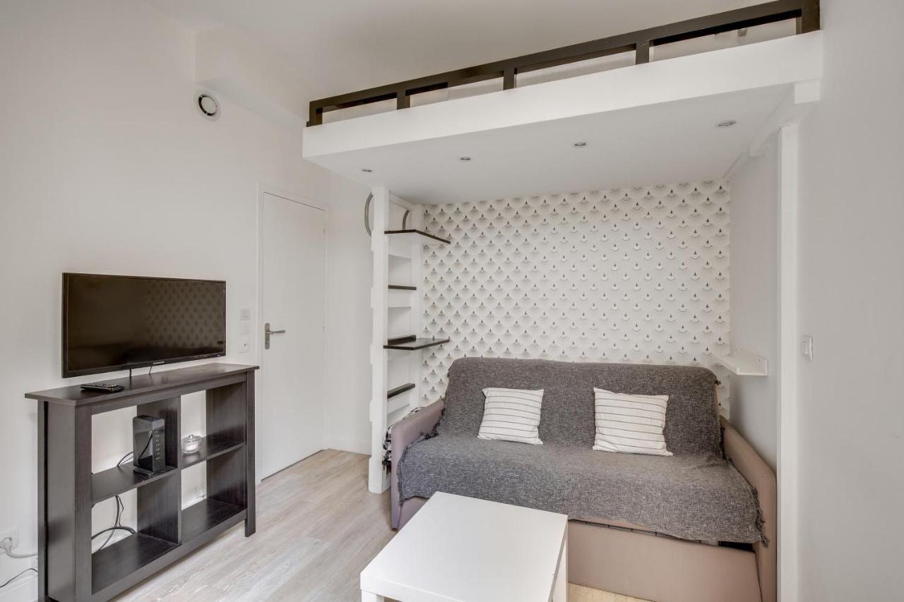 Le Black And White - Trianon Appartement Versailles